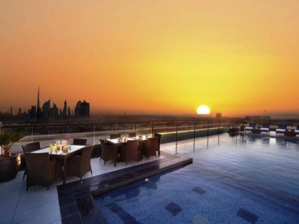 Dubai Hotel Park Regis Kris Kin